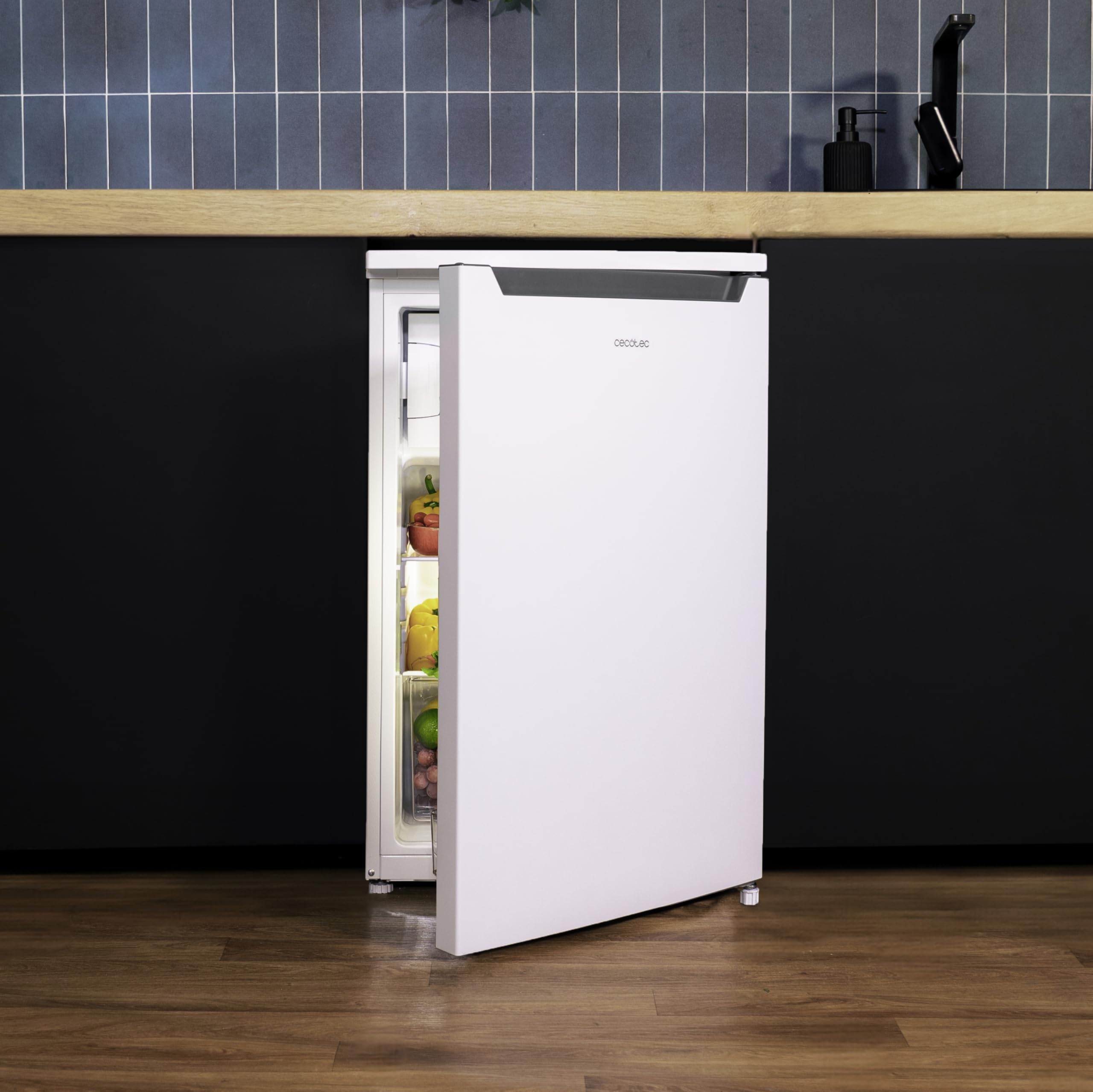 Cecotec Mini Réfrigérateur 107 L Bolero CoolMarket TT 107 White, Classe Énergétique E, Économie d'Énergie, Porte Réversible, Tiroir Congélateur, Faible Niveau Sonore, Design Compact.